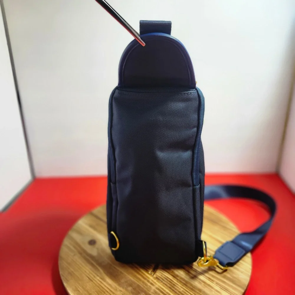 Drew Estate Undercrown Maduro Sling Bag Navy Blue Gold Crossbody Pack Mens‎